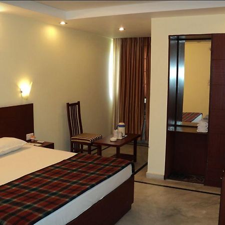 Hotel Swagat Palace Bhiwadi Exterior photo